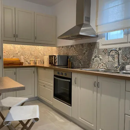 Constantza's House * Naousa (Paros)