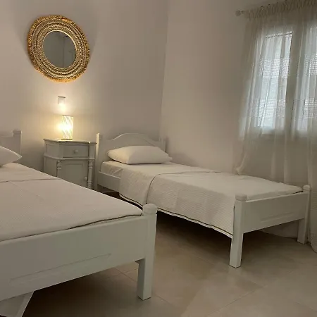 Constantza's House Naousa (Paros)