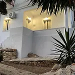 Constantza's House * 纳乌萨