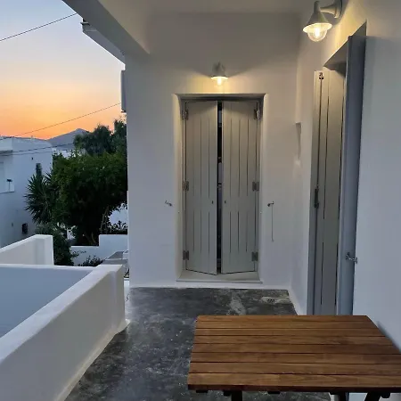Constantza's House Apartment Naousa (Paros)