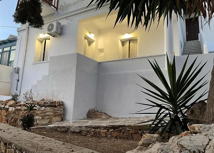 Constantza's House * 나오우사